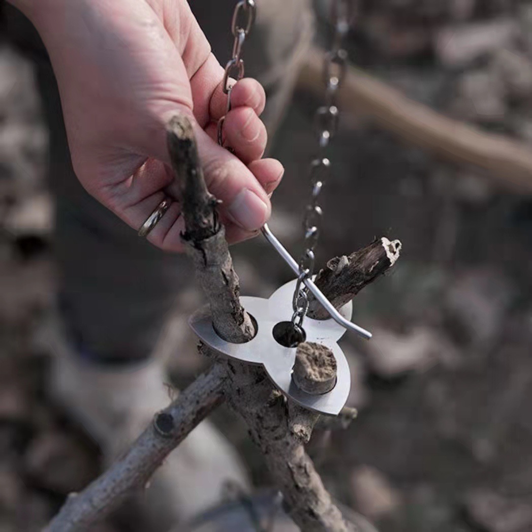 Stainless Steel Camping Tripod - Camping Cooking Utensil Set recension och pris